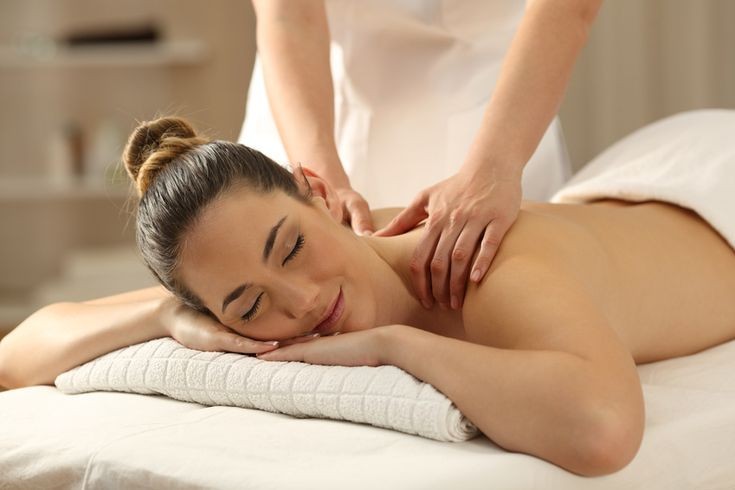 Chăm sóc sức khỏe với massage thư giãn